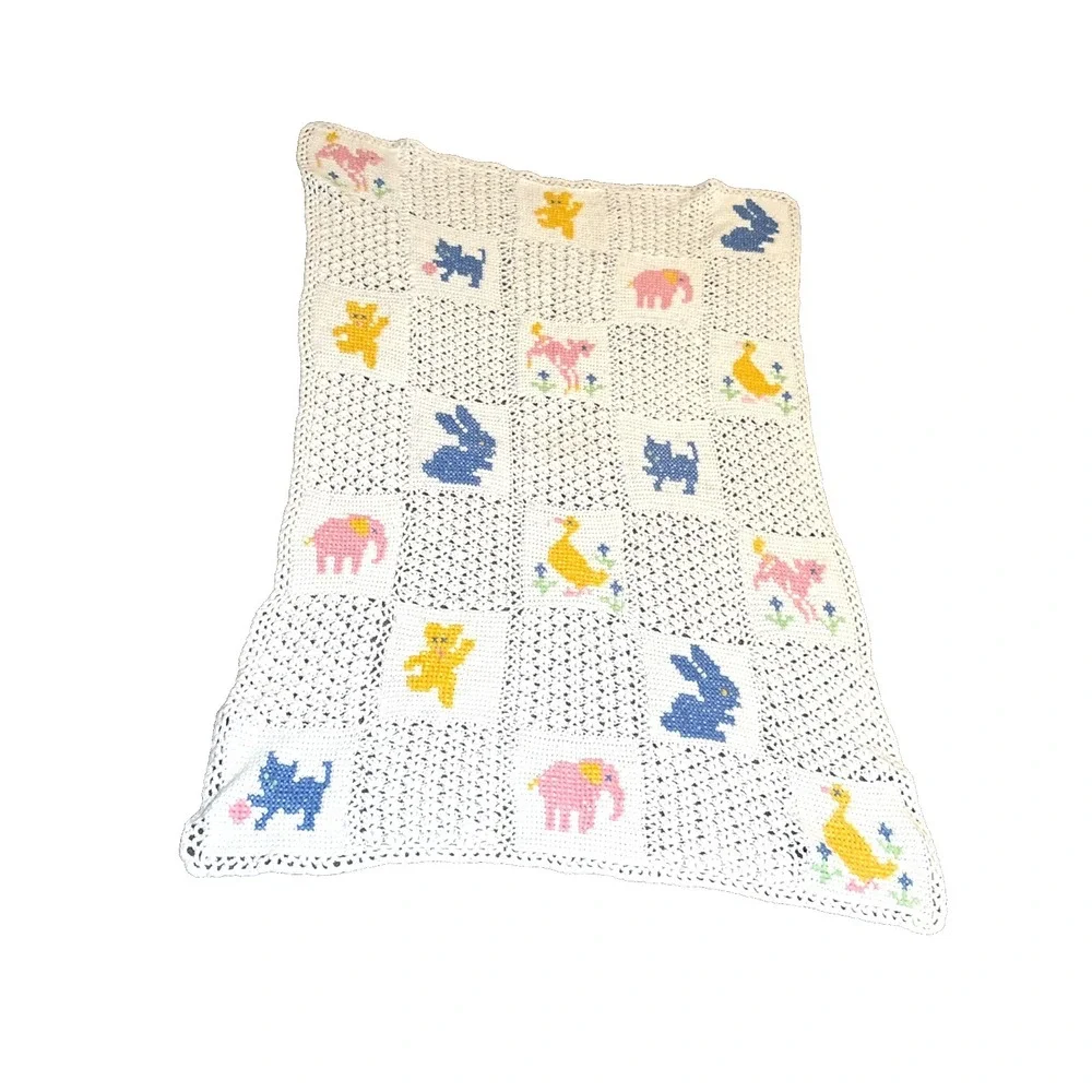 Vintage Crocheted Baby Blanket White With Pastel Animals Duck Bunny Kitten 28x46